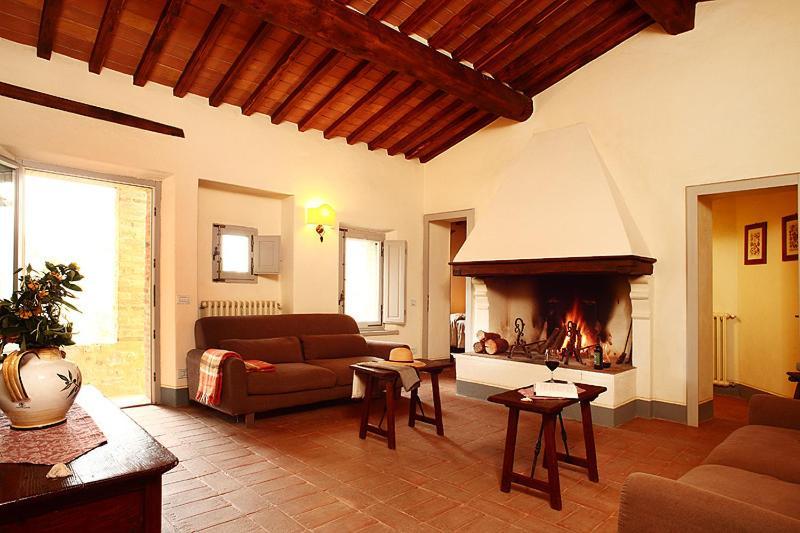 Agriturismo Podere La Casa Montalcino Bagian luar foto